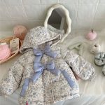 doudoune à fleurs pour enfant