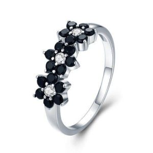 Bague Fleur Spinelle Noir (Acier)