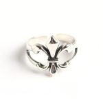 bague fleur de lys unique