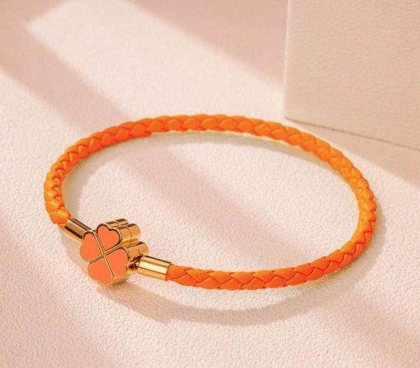 Bracelet Fleur Porte Bonheur Orange