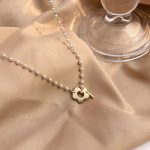 Collier Fleur Cartoon