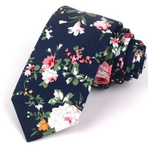 Cravate A Fleurs Bleu Foncé