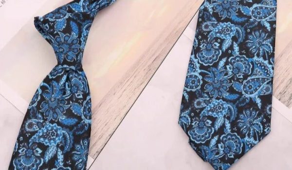 Cravate Fleurie Fête