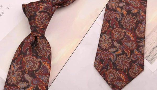 Cravate Homme Fleurie