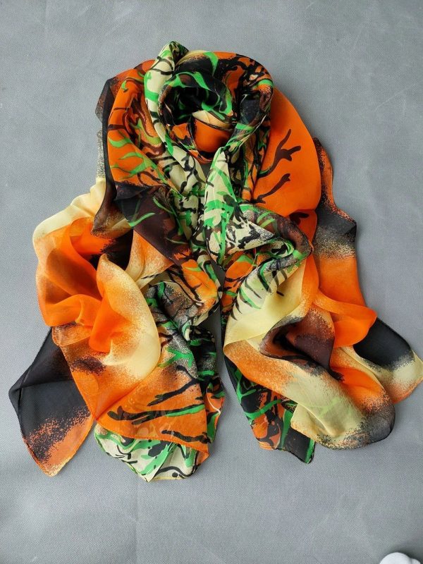 Echarpe Blanche Fleurie