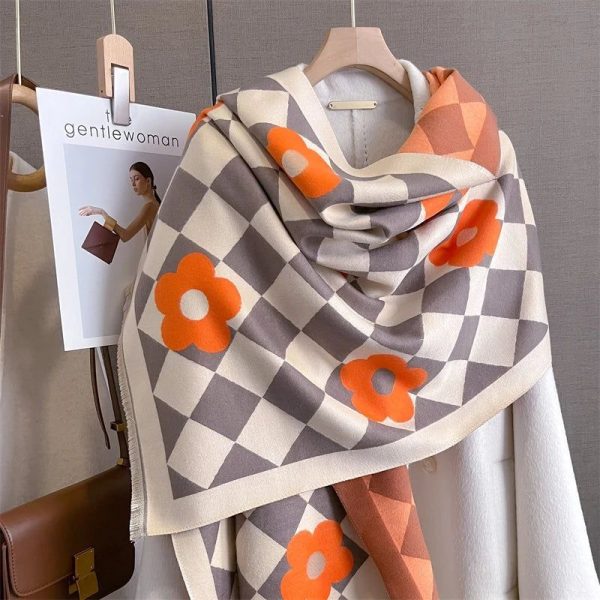 Echarpe Fleurie En Laine
