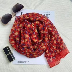 foulard fleuri soie rouge