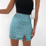 Jupe Fleurie Rose Minimaliste Bleue