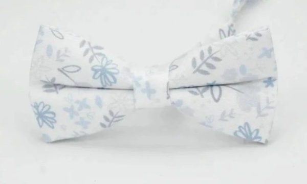 Noeud Papillon Fleuri Cartoon Blanc Epuré