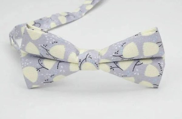 Noeud Papillon Fleuri Classe Réaliste