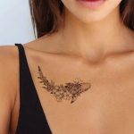 tatouage art floral de naissance