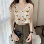 vêtement fleuri en coton